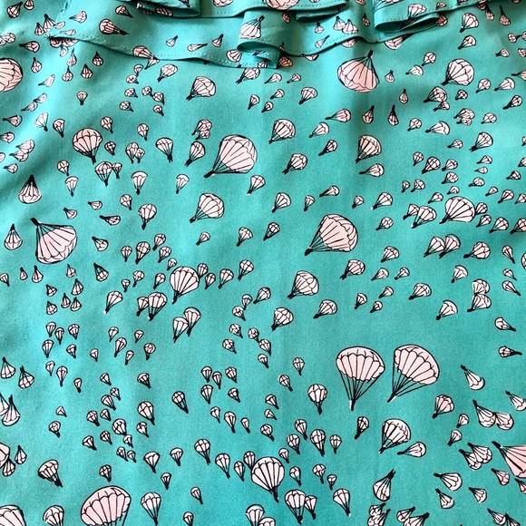 ❌SOLD❌ DO NOT BUY🚫Anthro 100% Silk Aqua Hot Air Balloon Whimsical Print Blouse - Picture 6 of 14